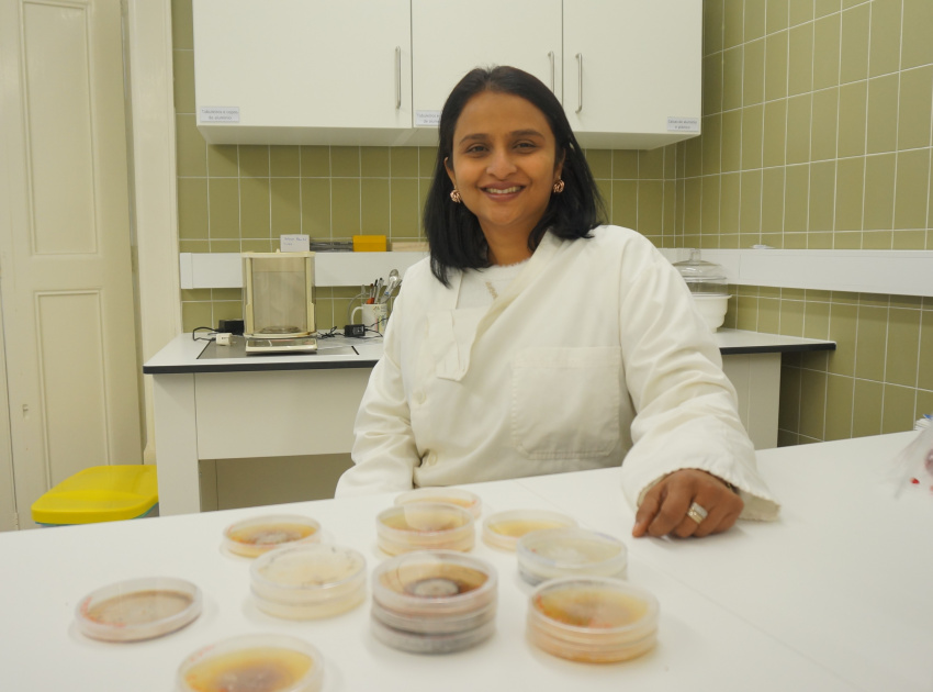 Nanoplásticos colocam em risco ecossistemas de água doce